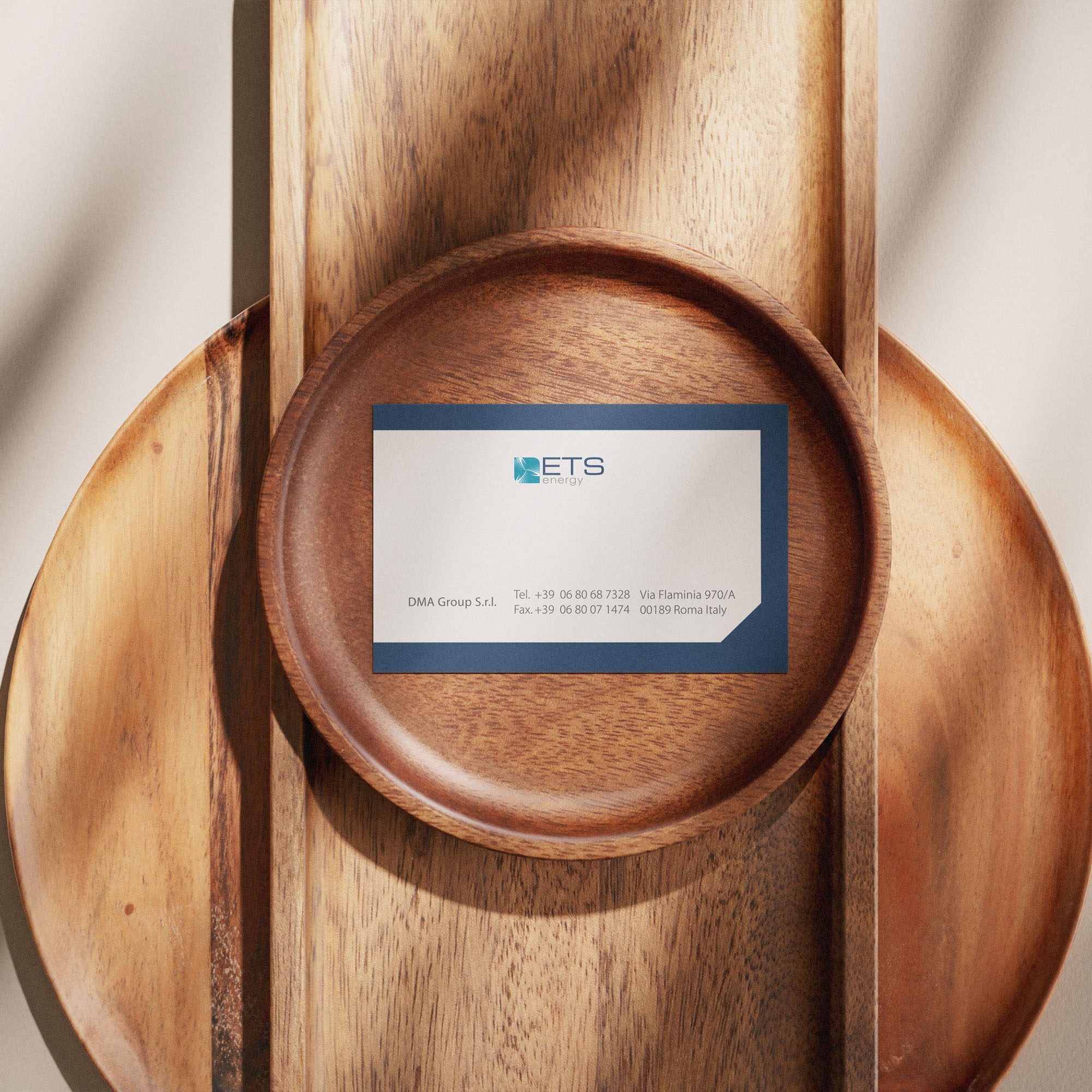 Business_Card_Mockup_2